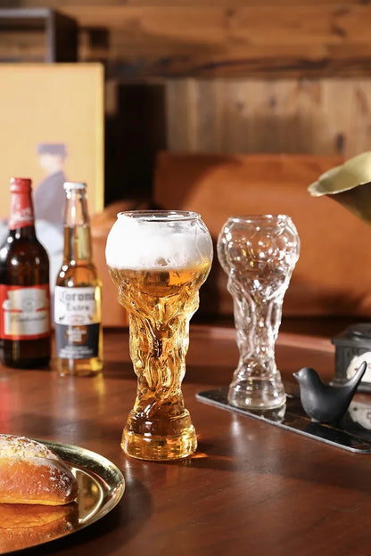 Jarra de cerveza en forma de trofeo de 600 ml – diseño futbolístico